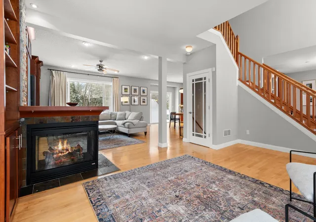 Photo 4 of Sale Pending at 8048 Marsh Crk Alcove, Saint Paul, MN 55125 | MLS# 7036875 | Listing updated on 2026-09-04