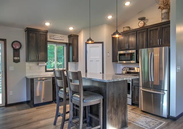 Homes for sale in Cambridge, MN | 123 20th Ave Sw, Cambridge, MN 55008 | MLS# 7037220