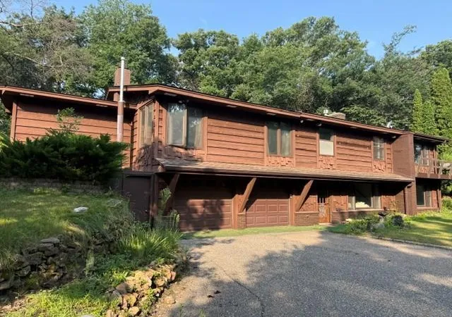 Photo 1 of Single family home for sale at 17125 Stodola Rd, Minnetonka, MN 55345 | MLS# 7037225 | Listing updated on 2026-08-27