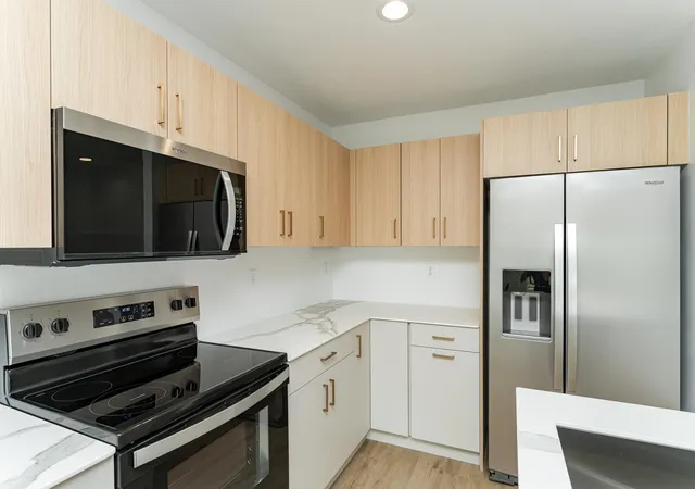 4th image of 1097 Century Village Ln Ne, Rochester, MN 55906 | MLS# 7037272