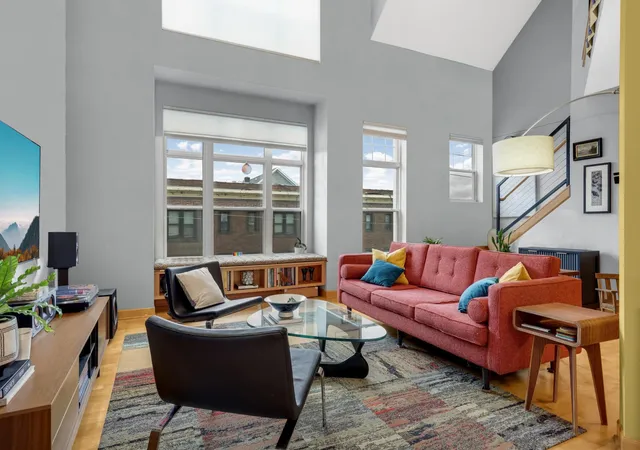 5th image of 308 E 18Th St, Minneapolis, MN 55404