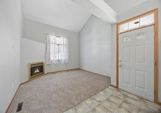 Homes for sale in Woodbury, MN | 2711 Mallard Dr, Woodbury, MN 55125 | MLS# 7037422