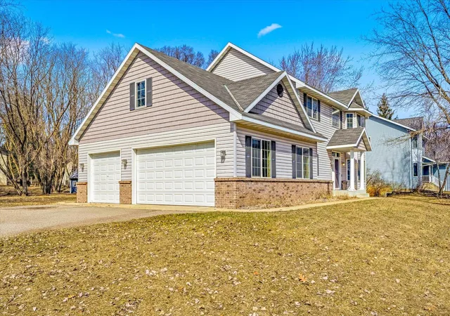 3rd image of 2725 Tranquility Dr, Saint Cloud, MN 56301 | MLS# 7037445