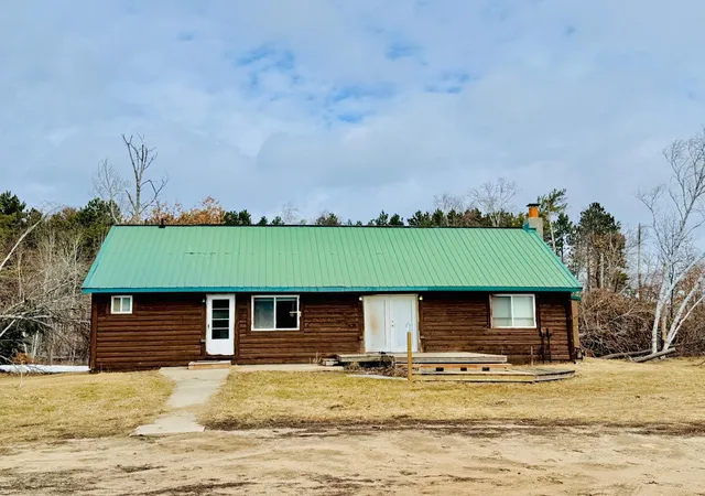 2nd image of 515 Carr Lake Rd Se, Bemidji, MN 56601 | MLS# 7037628