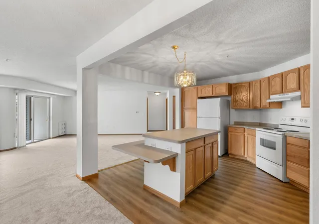 Homes for sale in Cambridge, MN | 2155 6th Ln Se #101, Cambridge, MN 55008 | MLS# 7037649