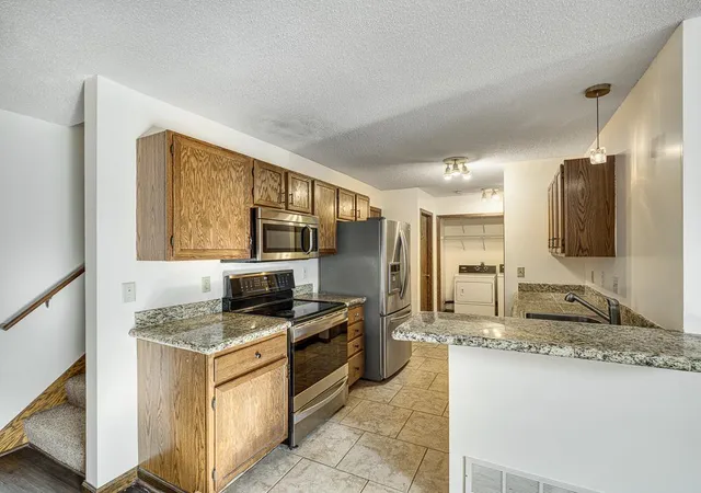 Homes for sale in New Brighton, MN | 1120 Pecks Woods Dr, New Brighton, MN 55112 | MLS# 7037685