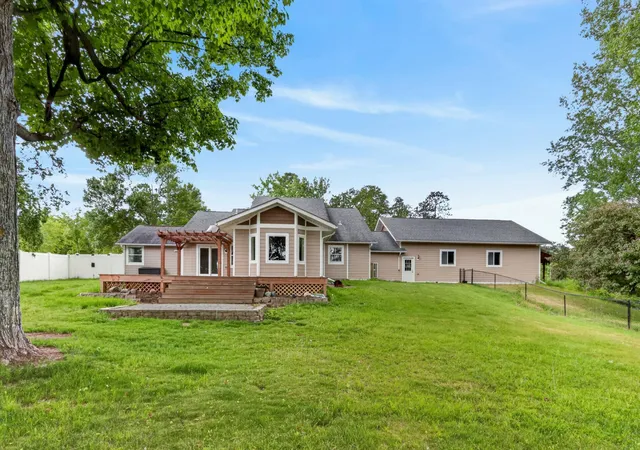 Photo 3 of Single family home for sale at 33107 Chippewa Dr, Grand Rapids, MN 55744 | MLS# 7037745 | Listing updated on 2026-08-10