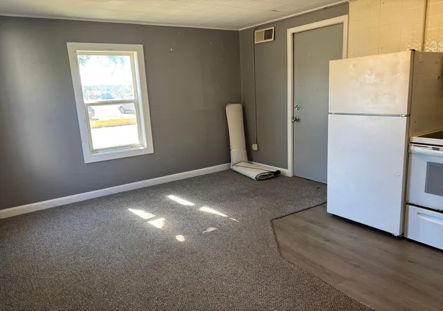 Photo 3 of Multi family home for sale at 215 9th Street Nw, Bemidji, MN 56601 | MLS# 7037907 | Listing updated on 2026-09-30