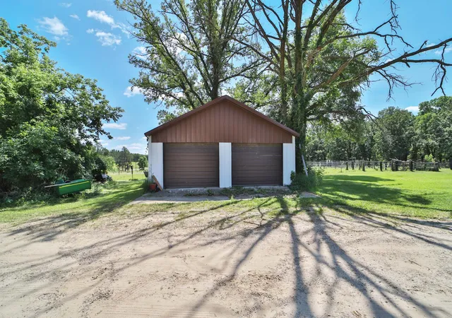 2nd image of 8719 State 64 Sw, Motley, MN 56466 | MLS# 7037979