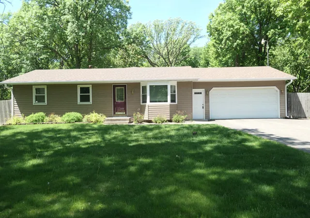 Homes for sale in Elk River, MN | 18908 146th St Nw, Elk River, MN 55330 | MLS# 7038038