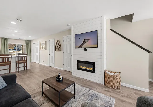 4th image of 1890 Fisher Wy #C, River Falls, WI 54022 | MLS# 7038154