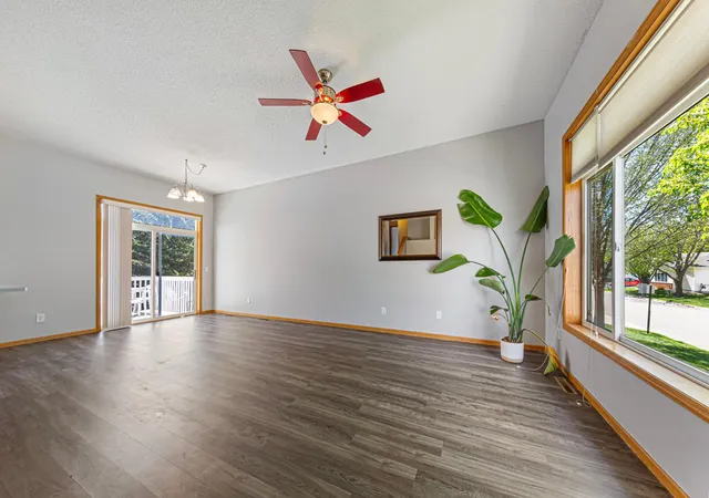 Homes for sale in Northfield, MN | 1313 Constitutional Dr, Northfield, MN 55057 | MLS# 7038410