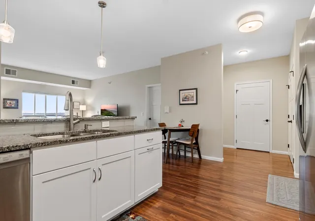 4th image of 279 Minnesota Ave W #203, Glenwood, MN 56334 | MLS# 7038583