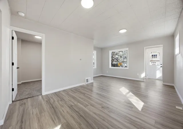 5th image of 1108 18Th St N, Fargo, ND 58102 | MLS# 7038587
