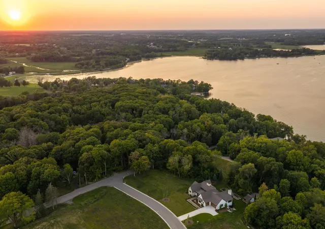 4th image of 4972 4972 Bridgevine Way, Maple Plain, MN 55359 | MLS# 7038598