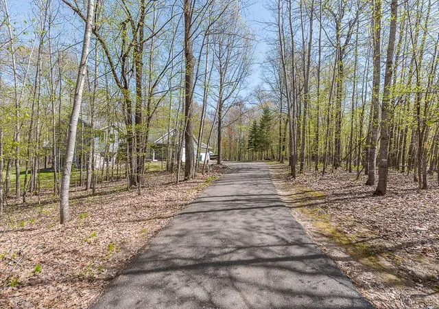 Photo 3 of Single family home for sale at 8080 County Rd 127, Brainerd, MN 56401 | MLS# 7038617 | Listing updated on 2026-08-15