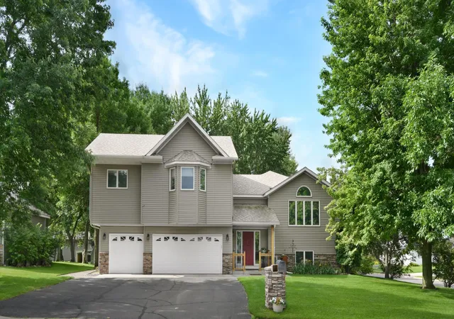 Homes for sale in Sartell, MN | 826 3rd St N, Sartell, MN 56377 | MLS# 7038632