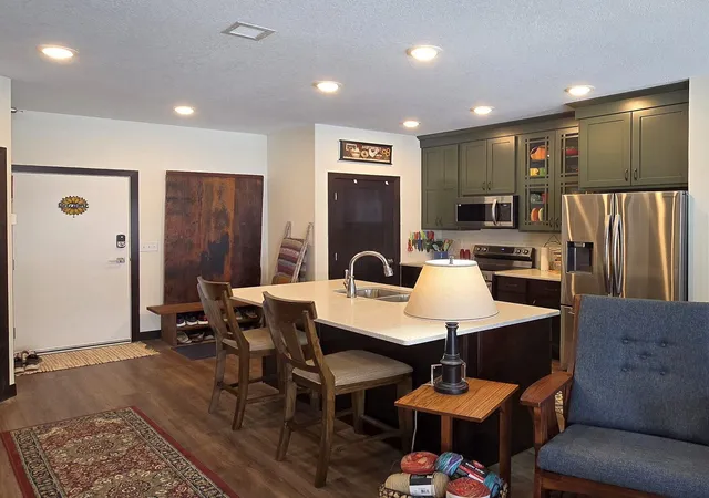 5th image of 715 Lake Shore Dr Ne #200, Bemidji, MN 56601 | MLS# 7038633