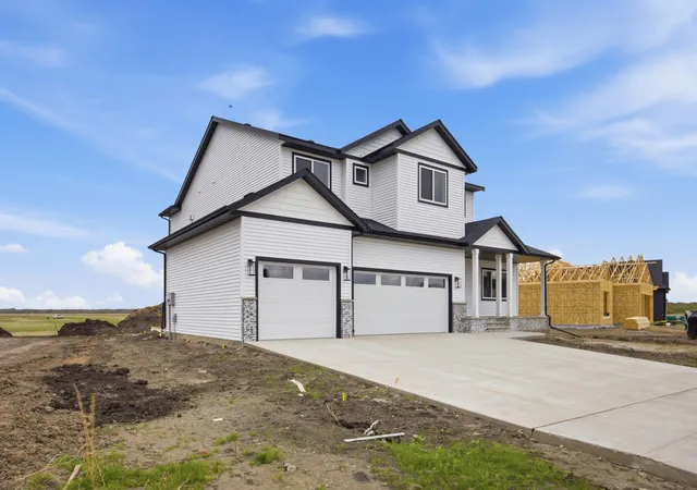 Homes for sale in Kindred, ND | 517 Prairie Pkwy, Kindred, ND 58051 | MLS# 7038646