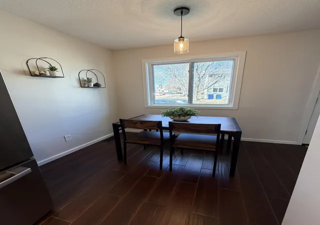 Photo 3 of Single family home for sale at 410 Livingston Ave, Saint Paul, MN 55107 | MLS# 7038726 | Listing updated on 2026-10-09