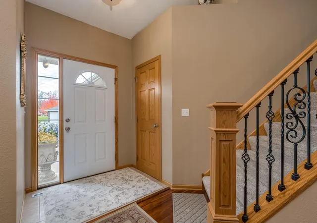 Homes for sale in Mankato, MN | 113 Sunburst Cir, Mankato, MN 56037 | MLS# 7038887