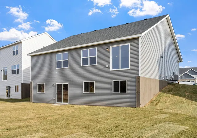 2nd image of 4720 5th St Ne, Saint Cloud, MN 56304 | MLS# 7038889