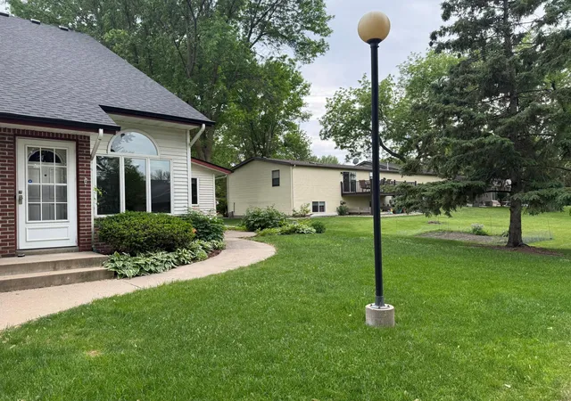 Photo 3 of Single family home for sale at 715 1st Street Se, New Prague, MN 56071 | MLS# 7039000 | Listing updated on 2026-08-25