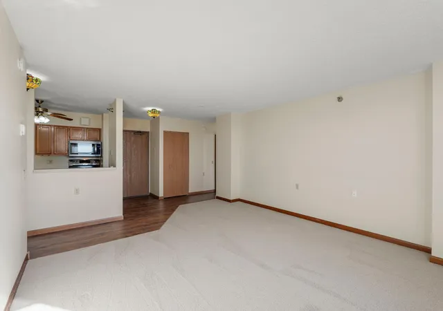 Photo 4 of Condo for sale at 7600 Golden Valley Rd #1004, Minneapolis, MN 55427 | MLS# 7039017 | Listing updated on 2026-08-27