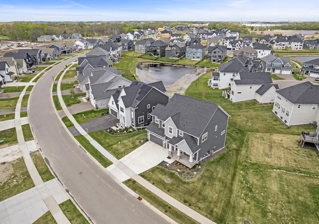 Photo 4 of Sale Pending at 10122 Shadyview Ln N, Maple Grove, MN 55311 | MLS# 7039156 | Listing updated on 2026-10-07
