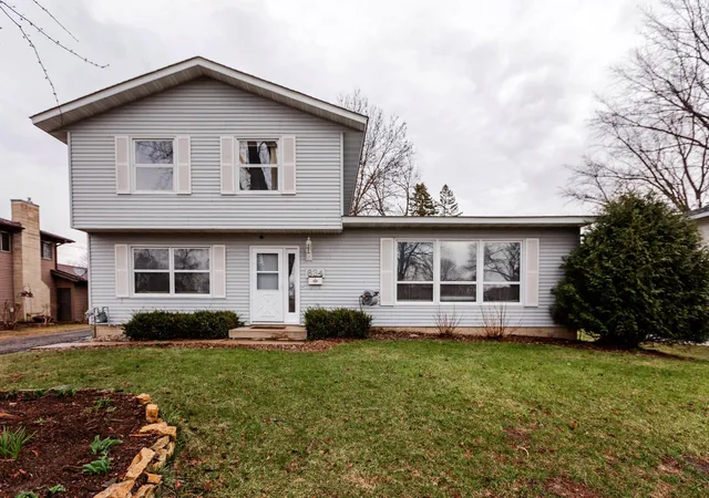 Homes for sale in Rochester, MN | 834 13th Ave Se, Rochester, MN 55904 | MLS# 7039171