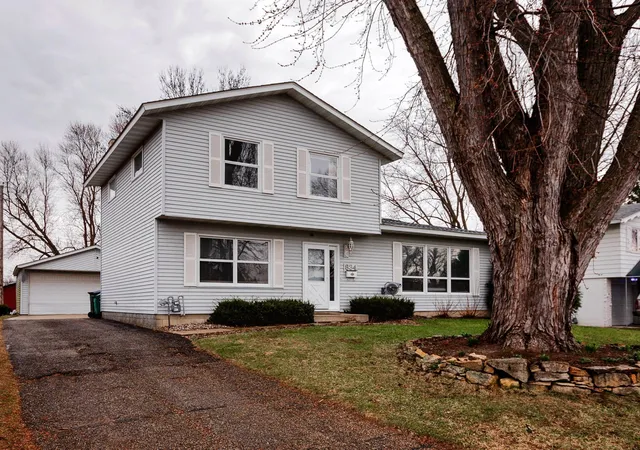Homes for sale in Rochester, MN | 834 13th Ave Se, Rochester, MN 55904 | MLS# 7039171