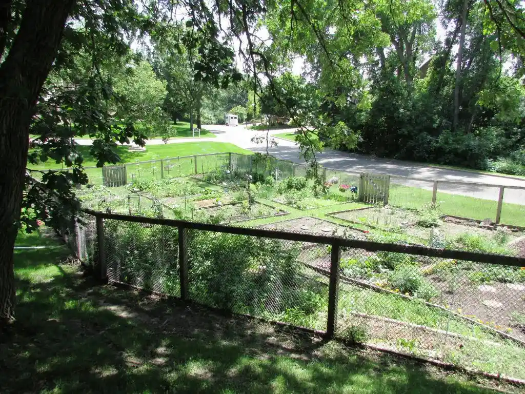 Listing Photo 18 - Condo for sale in 7510 Cahill Rd located at 7510 Cahill Rd, Edina, MN 55439 - Unit #303B