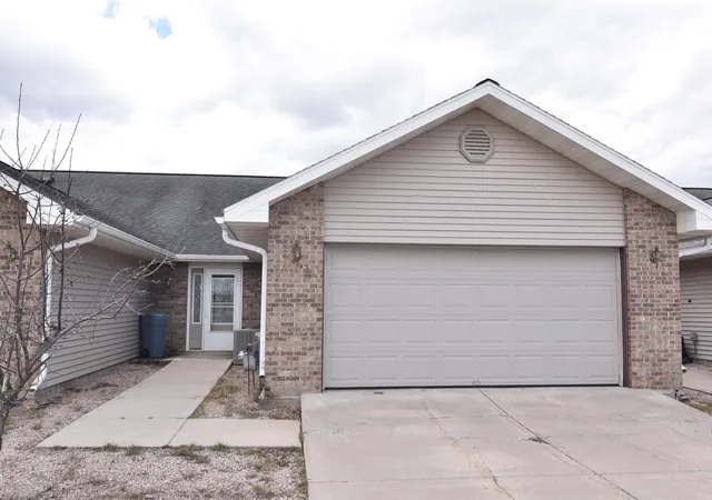 Homes for sale in Baudette, MN | 687 County Road 1 Sw #4, Baudette, MN 56623 | MLS# 7039248