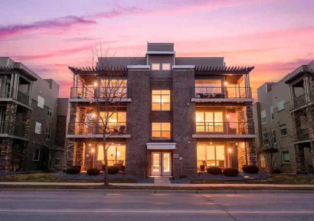 55th image of 3980 Wooddale Ave S #302, Minneapolis, MN 55416 | MLS# 7039291