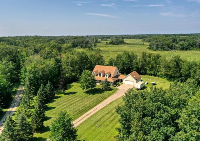 2nd image of 18046 Zodiac St Ne, Forest Lake, MN 55025 | MLS# 7039541