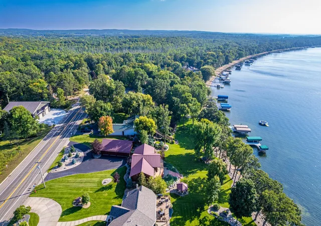 5th image of 1380 S Shore Dr, Detroit Lakes, MN 56501 | MLS# 7039745