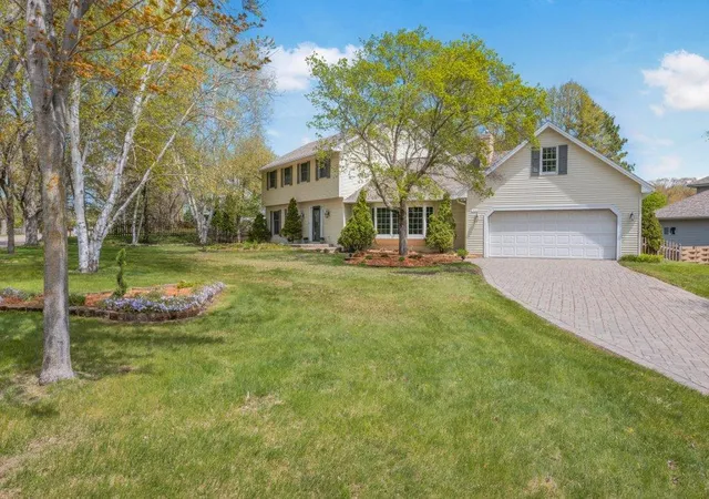 Photo 1 of Sale Pending at 2805 Alvarado Ln N, Minneapolis, MN 55447 | MLS# 7039903 | Listing updated on 2026-09-25