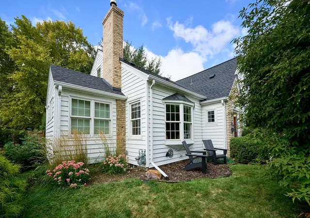 Photo 3 of Single family home for sale at 2242 Wilson St Ne, Minneapolis, MN 55418 | MLS# 7039938 | Listing updated on 2026-10-08