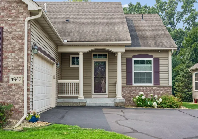 4th image of 4947 384Th Trl, North Branch, MN 55056 | MLS# 7040255