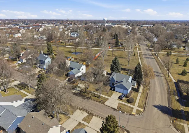 Homes for sale in Fargo, ND | 3474 18Th St S, Fargo, ND 58104 | MLS# 7040263