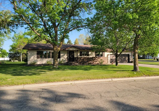 Homes for sale in Perham, MN | 612 5th Ave Sw, Perham, MN 56573 | MLS# 7040275