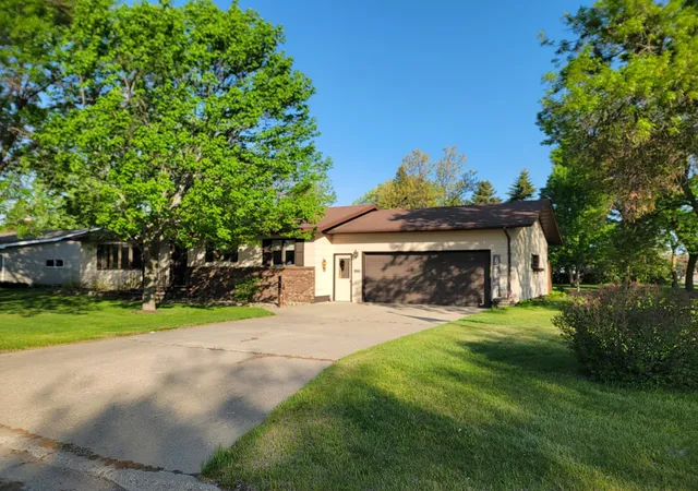 Homes for sale in Perham, MN | 612 5th Ave Sw, Perham, MN 56573 | MLS# 7040275