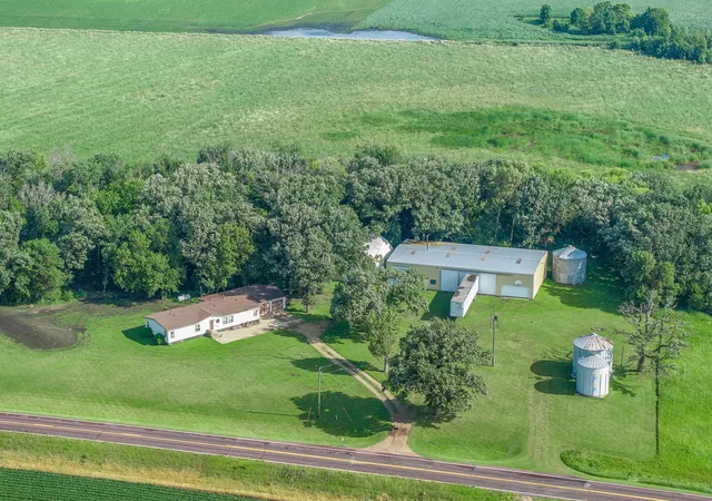 1st image of 1734 40th St, Ceylon, MN 56121 | MLS# 7040288