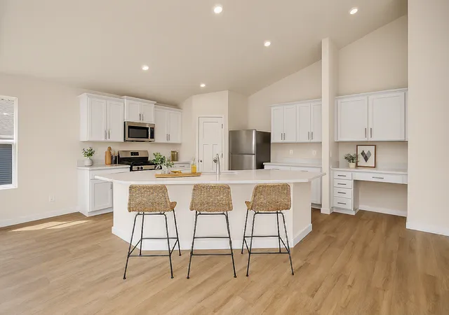 2nd image of 7704 Birch St, Clear Lake, MN 55319 | MLS# 7040439
