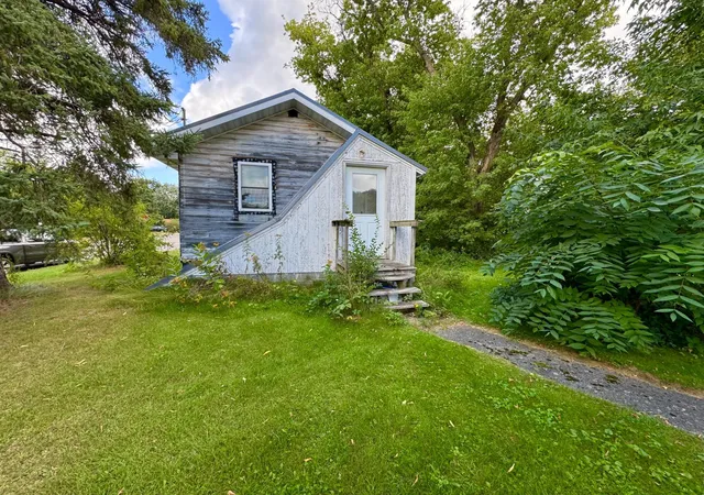 3rd image of 729 Nw 3Rd Ave, Grand Rapids, MN 55744 | MLS# 7040900