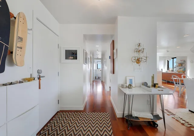 Listing Photo 5 - Condo for sale in building located at 48 Groveland Ter, Minneapolis, MN 55403 - Unit #414