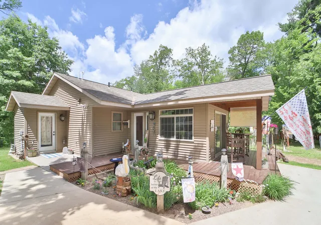1st image of 8510 Laurel Anne Ln, Brainerd, MN 56401 | MLS# 7041253