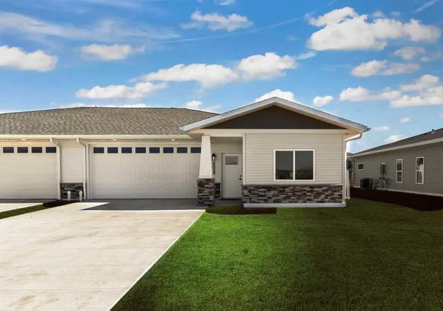1st image of 805 9th Ave Sw #B, Perham, MN 56573 | MLS# 7041416