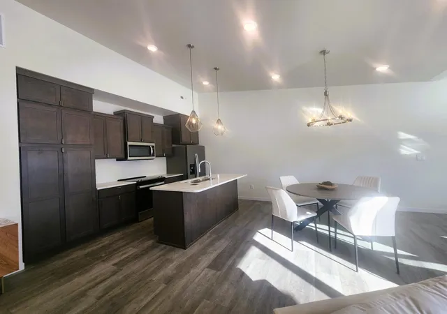 2nd image of 805 9th Ave Sw #B, Perham, MN 56573 | MLS# 7041416