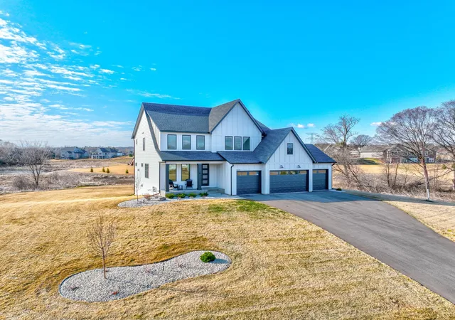 Homes for sale in Stillwater, MN | 14415 49th St N, Stillwater, MN 55082 | MLS# 7041477
